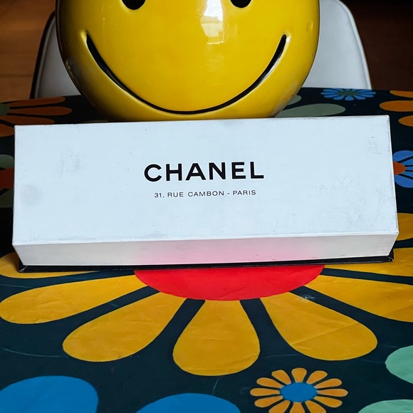 COPY - CHANEL SUNGLASSES - Picture 8 of 8